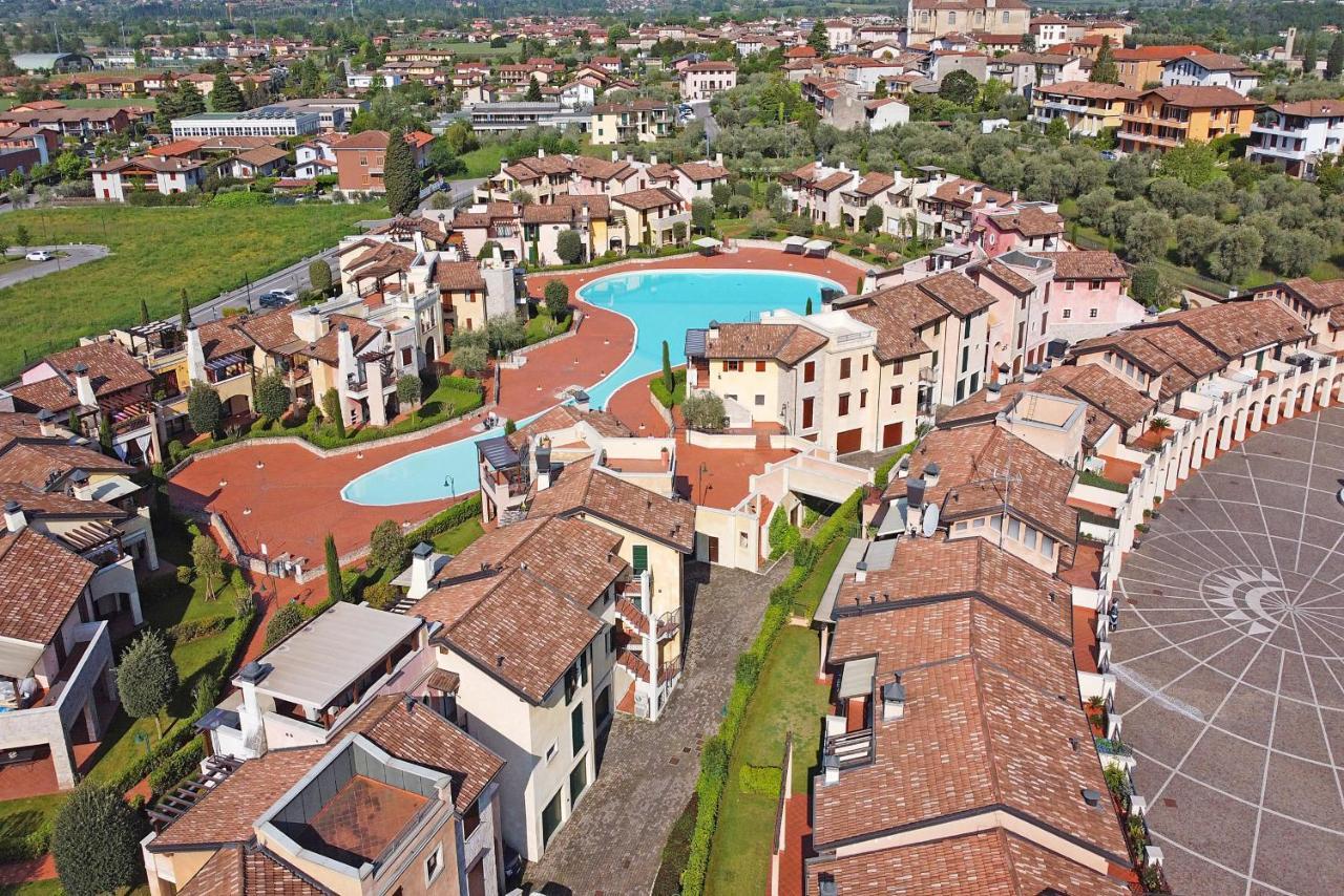 Апартаменти La Rocca 2-11 By Wonderful Italy Манерба-дель-Гарда Екстер'єр фото